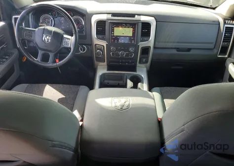 2020 Ram 1500 Classic Slt z USA, uszkodzony, nr VIN 1C6RR6TT5LS133696